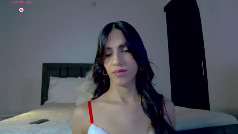 Snapshot of alana_sofia_ chatting on 4, 12, 2025 Alana Tobias online show from 4, 12, 2025
