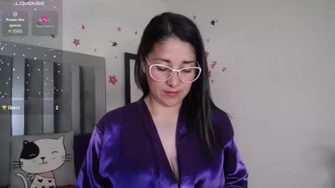 Alana  online show from 12, 9, 2025