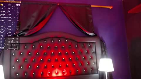 Snapshot of alanagh_ chatting on 10, 11, 2025 alana online show from 10, 11, 2025