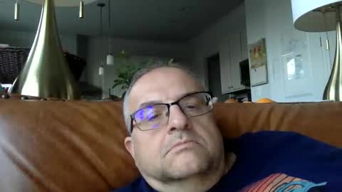 alankrieski1174 online show from 10, 11, 2025