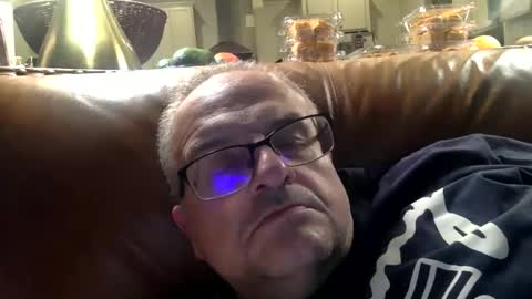 alankrieski1174 online show from 21, 11, 2025