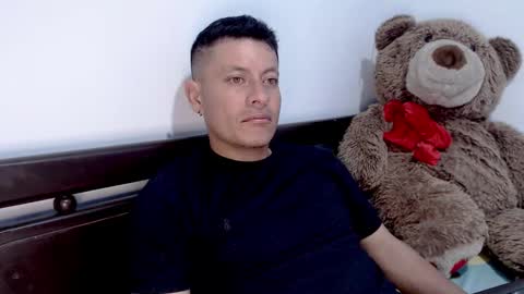 Snapshot of alann_snow chatting on 3, 2, 2025 Alann online show from 3, 2, 2025