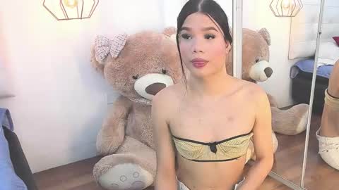 Snapshot of alanna_miaw chatting on 15, 11, 2025 alanna_miaw online show from 15, 11, 2025