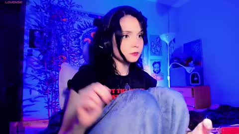 alaska_chan_ online show from 18, 2, 2025