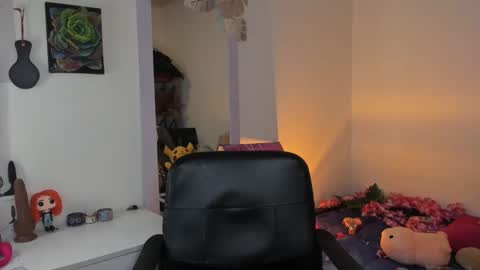 Snapshot of alaska_colors chatting on 26, 3, 2026 Caro online show from 26, 3, 2026