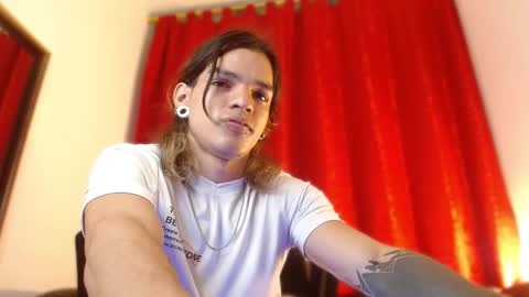 Snapshot of albertbernal69 chatting on 21, 12, 2025 Albert online show from 21, 12, 2025