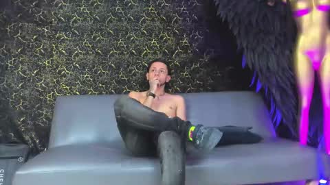 ale_larusso888 online show from 4, 2, 2026