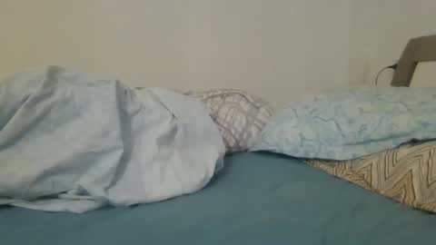 Snapshot of aledewalt chatting on 13, 1, 2025 call me on skp alexdewalt online show from 13, 1, 2025