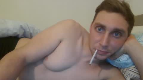 Snapshot of aledewalt chatting on 17, 1, 2025 call me on skp alexdewalt online show from 17, 1, 2025