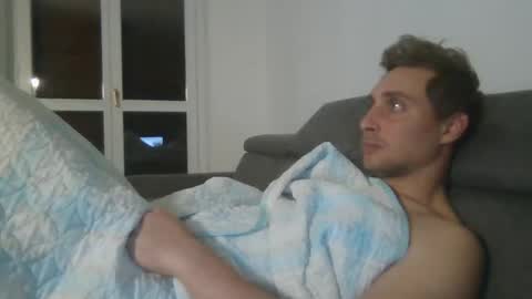 Snapshot of aledewalt chatting on 7, 2, 2025 call me on skp alexdewalt online show from 7, 2, 2025