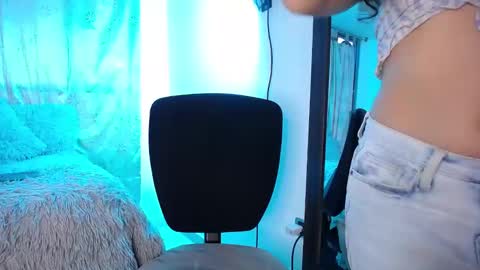   online show from 17, 12, 2024