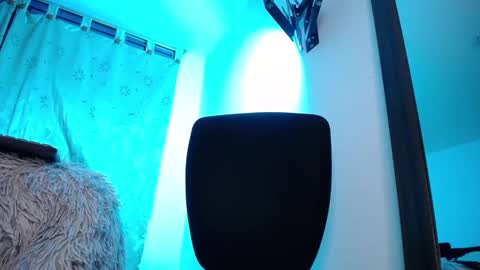   online show from 18, 12, 2024