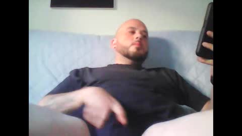 Snapshot of aleeexxxx4u chatting on 23, 9, 2025 aleeexxxx4u online show from 23, 9, 2025