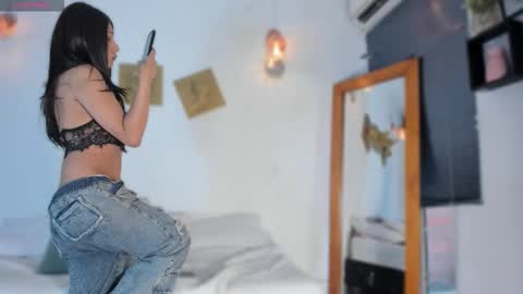 aleexiiaa online show from 9, 2, 2026