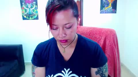 Snapshot of aleja2530 chatting on 28, 10, 2025 aleja online show from 28, 10, 2025