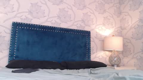  1 online show from 17, 12, 2024