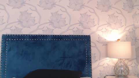  1 online show from 9, 1, 2025