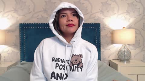  1 online show from 30, 1, 2025