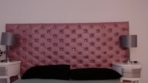  1 online show from 2, 3, 2025