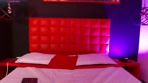  1 online show from 4, 2, 2026