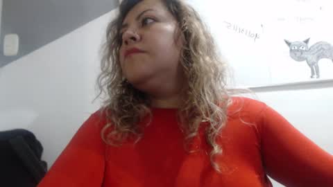 Snapshot of aleja_lollipop chatting on 9, 10, 2025 Aleja online show from 9, 10, 2025