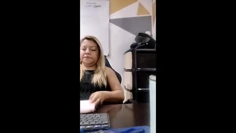 Snapshot of aleja_lollipop chatting on 9, 2, 2026 Aleja online show from 9, 2, 2026