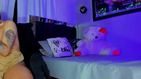 Alejandra online show from 3, 2, 2026