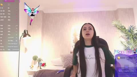 Alejandra online show from 5, 1, 2025
