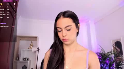 Alejandra online show from 30, 1, 2025