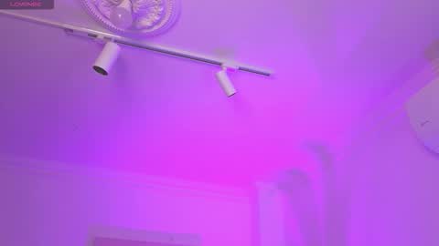 Alejandra online show from 17, 11, 2025