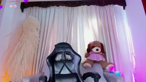 Snapshot of alejagarcia_ chatting on 14, 2, 2026 CUTE ALEJA online show from 14, 2, 2026