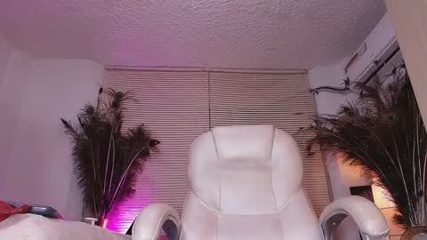 Snapshot of alejalatinhot chatting on 17, 2, 2025 Alejandra online show from 17, 2, 2025