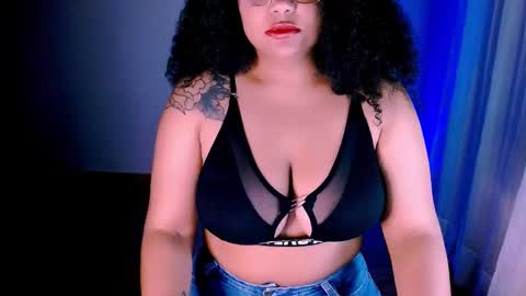 Alejandra  online show from 28, 1, 2025