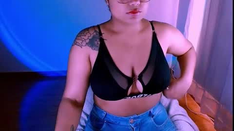 Alejandra  online show from 14, 9, 2025