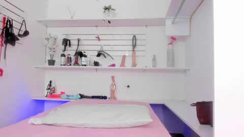 Alejandra online show from 24, 9, 2025