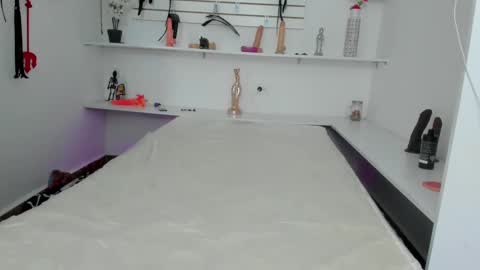 Snapshot of alejandra_dunn chatting on 11, 10, 2025 Alejandra online show from 11, 10, 2025