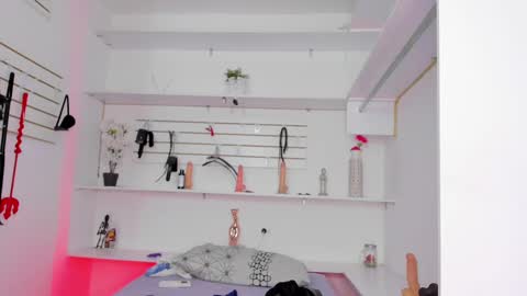 Snapshot of alejandra_dunn chatting on 31, 10, 2025 Alejandra online show from 31, 10, 2025