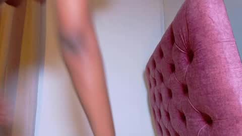 alejandra_dunn1 online show from 5, 4, 2026