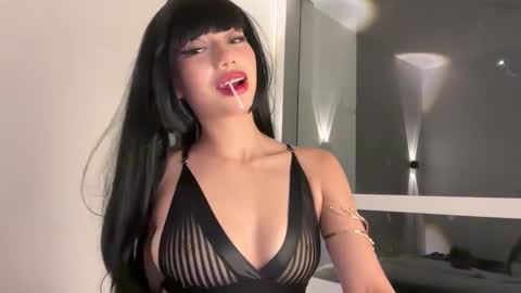 alejandraalvarezxo online show from 27, 10, 2025