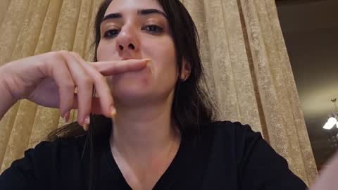 alejandradelaney online show from 1, 1, 2025