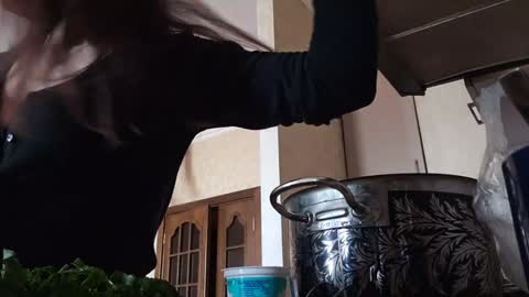 alejandradelaney online show from 25, 1, 2025