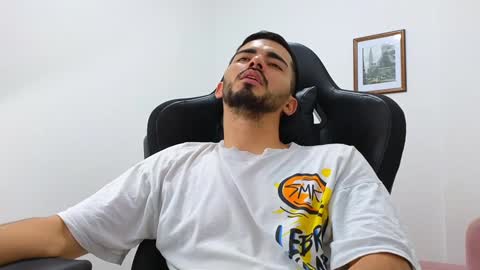 alejandroo_7 online show from 22, 12, 2024