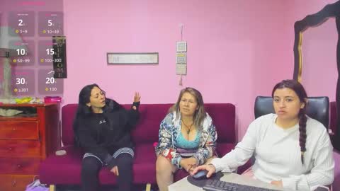 Snapshot of alejita_smithh chatting on 20, 11, 2025 zoe and Kataleya online show from 20, 11, 2025