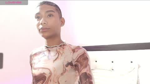 alejo_cute online show from 1, 2, 2025