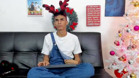 alejo peverell online show from 24, 12, 2024