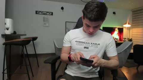 Snapshot of alejoo_twink chatting on 25, 2, 2025 ONLYFANS Alejoo twink online show from 25, 2, 2025