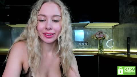 Next stream - 2 dec -  online show from 19, 1, 2025