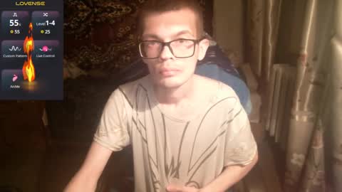 Snapshot of aleksej95 chatting on 4, 1, 2025 Alex online show from 4, 1, 2025