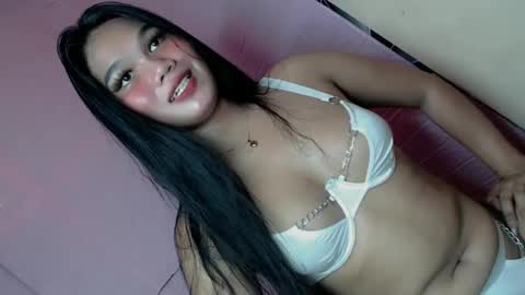 Kimmygirl online show from 8, 1, 2025