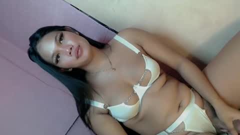 Kimmygirl online show from 10, 1, 2025